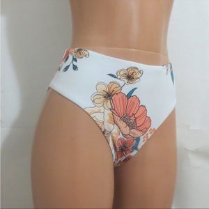 NWT bikini bottoms